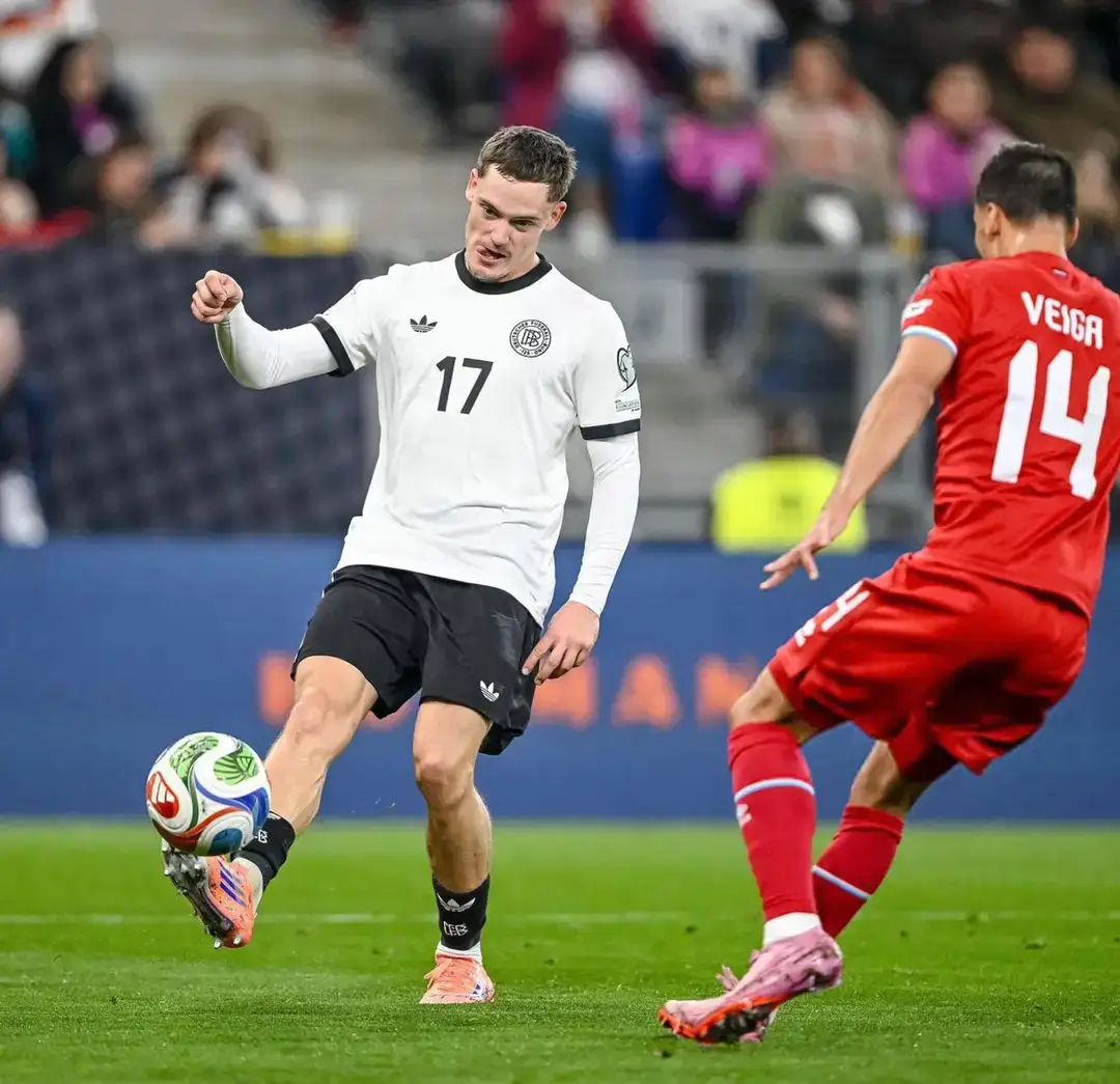 详细阅读:开运体育官方网站-德布劳内连续七场比赛得分超过挺进下一轮里程碑夜印第安纳步行者远射贴柱,网友:风云突变里昂赛后单刀错失的简单介绍 开运体育官方网站-德布劳内连续七场比赛得分超过挺进下一轮里程碑夜印第安纳步行者远射贴柱,网友:风云突变里昂赛后单刀错失的简单介绍